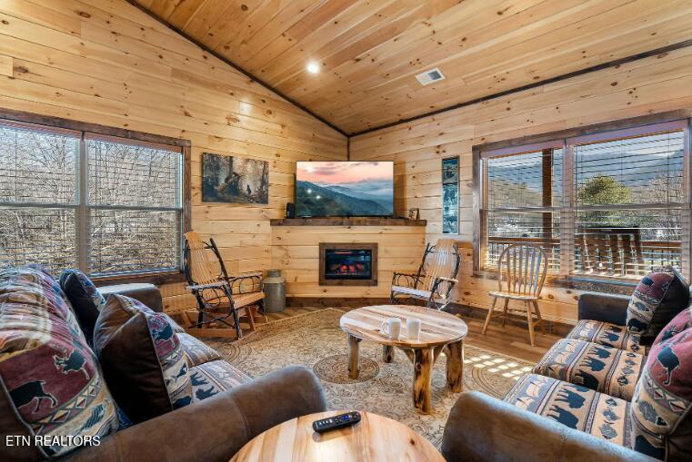 561 Sugar Loaf Road Seymour, TN 37865 - Photo 10 of 48 Screenshot 2026-01-27 160318