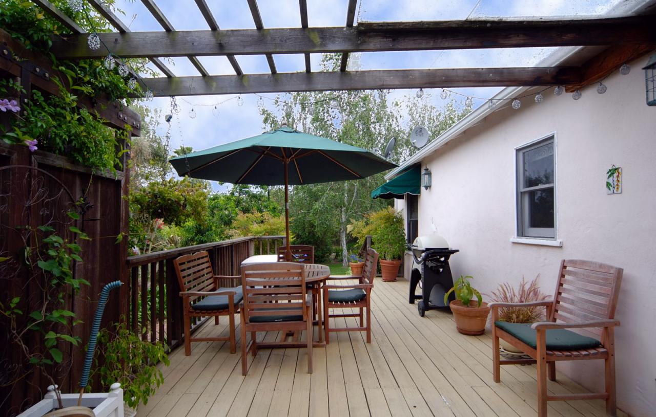 3017 Serena Road Santa Barbara, CA 93105 - Photo 9 of 9 Spacious Deck
