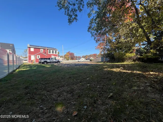 $550,000 | 330 Highway 36, Hazlet, NJ 07730