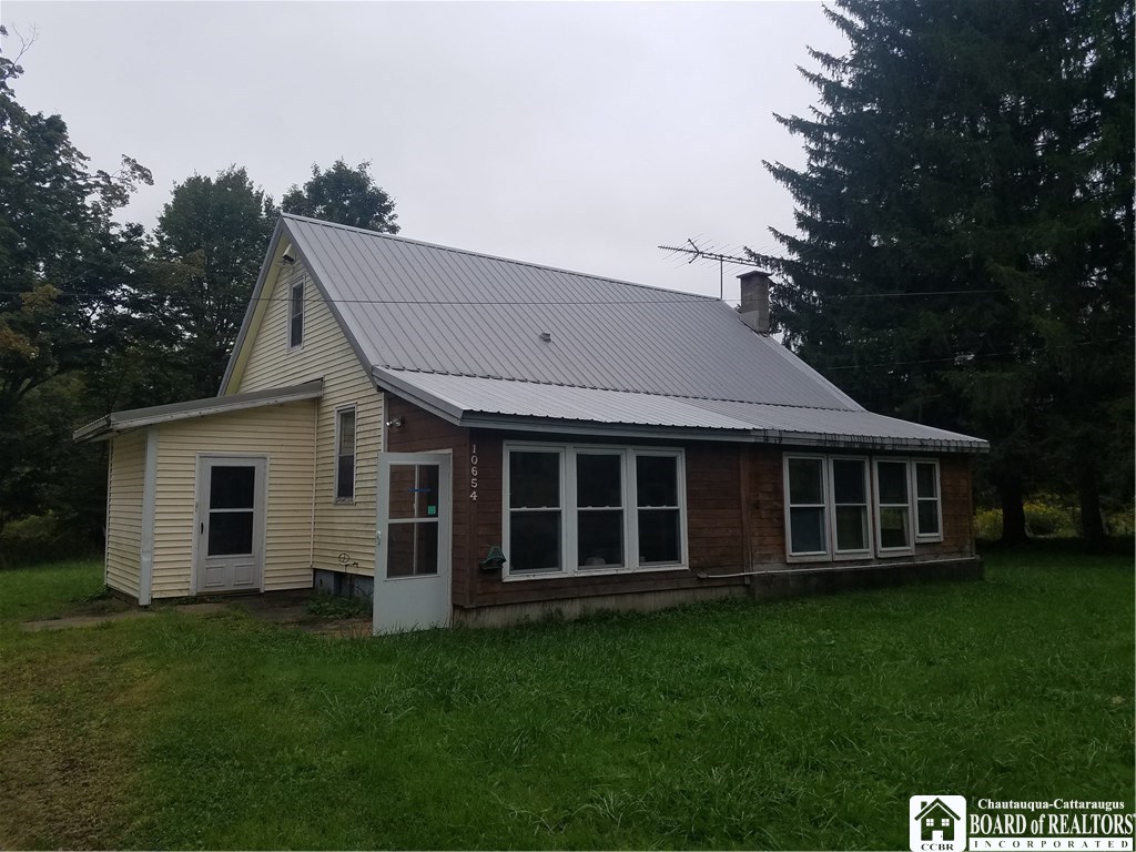 10654 Delevan-Elton Road Yorkshire, NY 14042 - Photo 1 of 1 Gallery Image 1