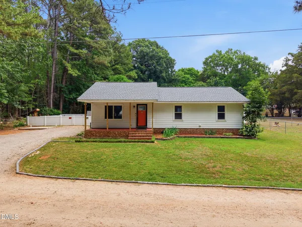 $289,500 | 816 North Wingate Street, Wake Forest, NC 27587
