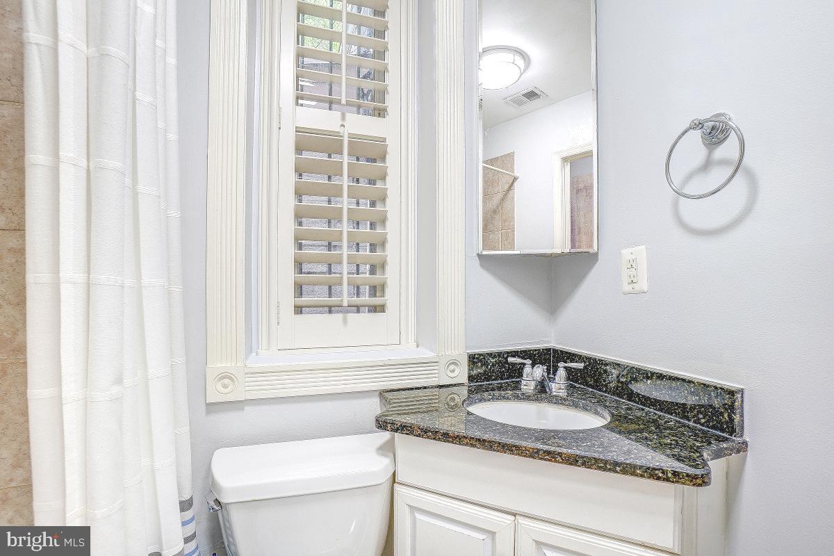 424 Ridge Street Northwest, Unit 2 Washington, DC 20001 - Photo 19 of 27