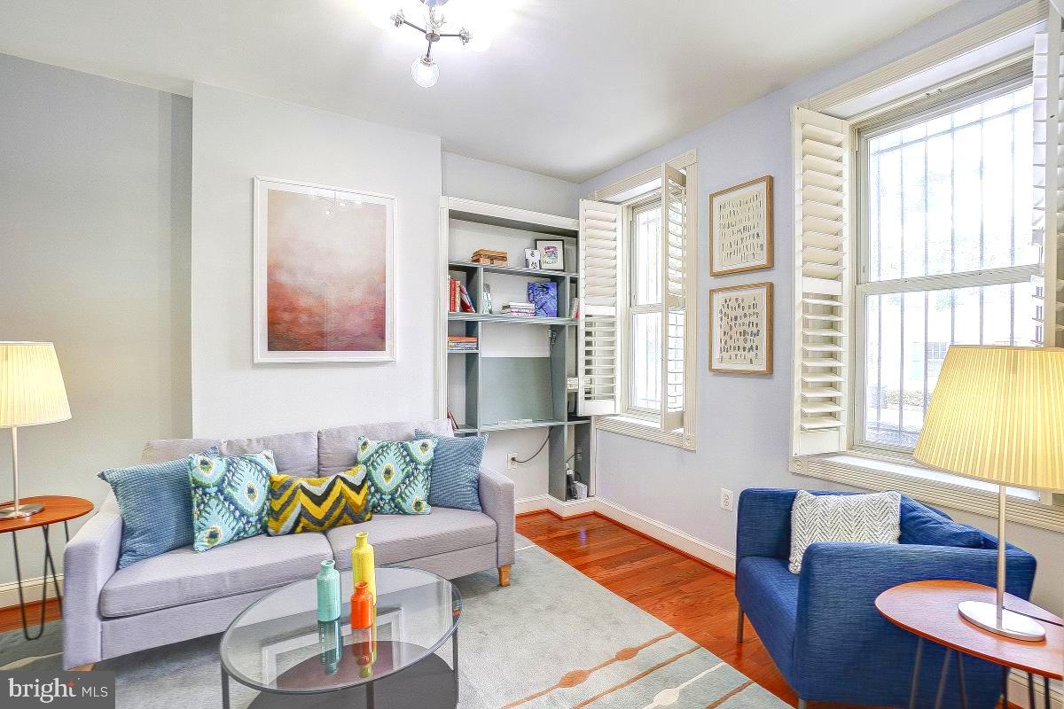 424 Ridge Street Northwest, Unit 2 Washington, DC 20001 - Photo 5 of 27