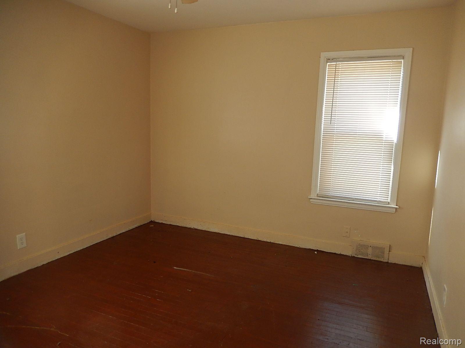 13984 Ashton Road Detroit, MI 48223 - Photo 11 of 13 Gallery Image 11