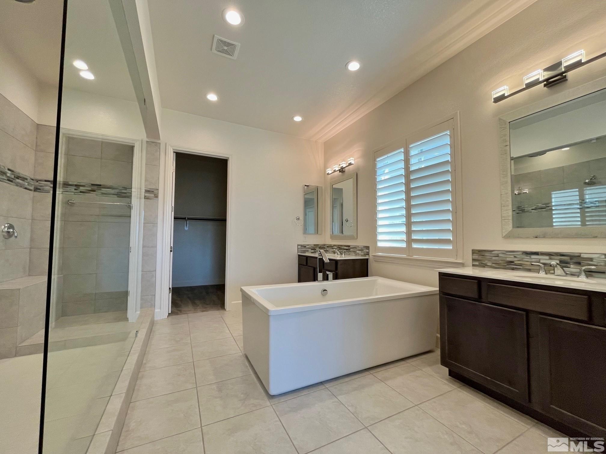 9768 Silverspar Street Reno, NV 89521 - Photo 18 of 40 Photo 18