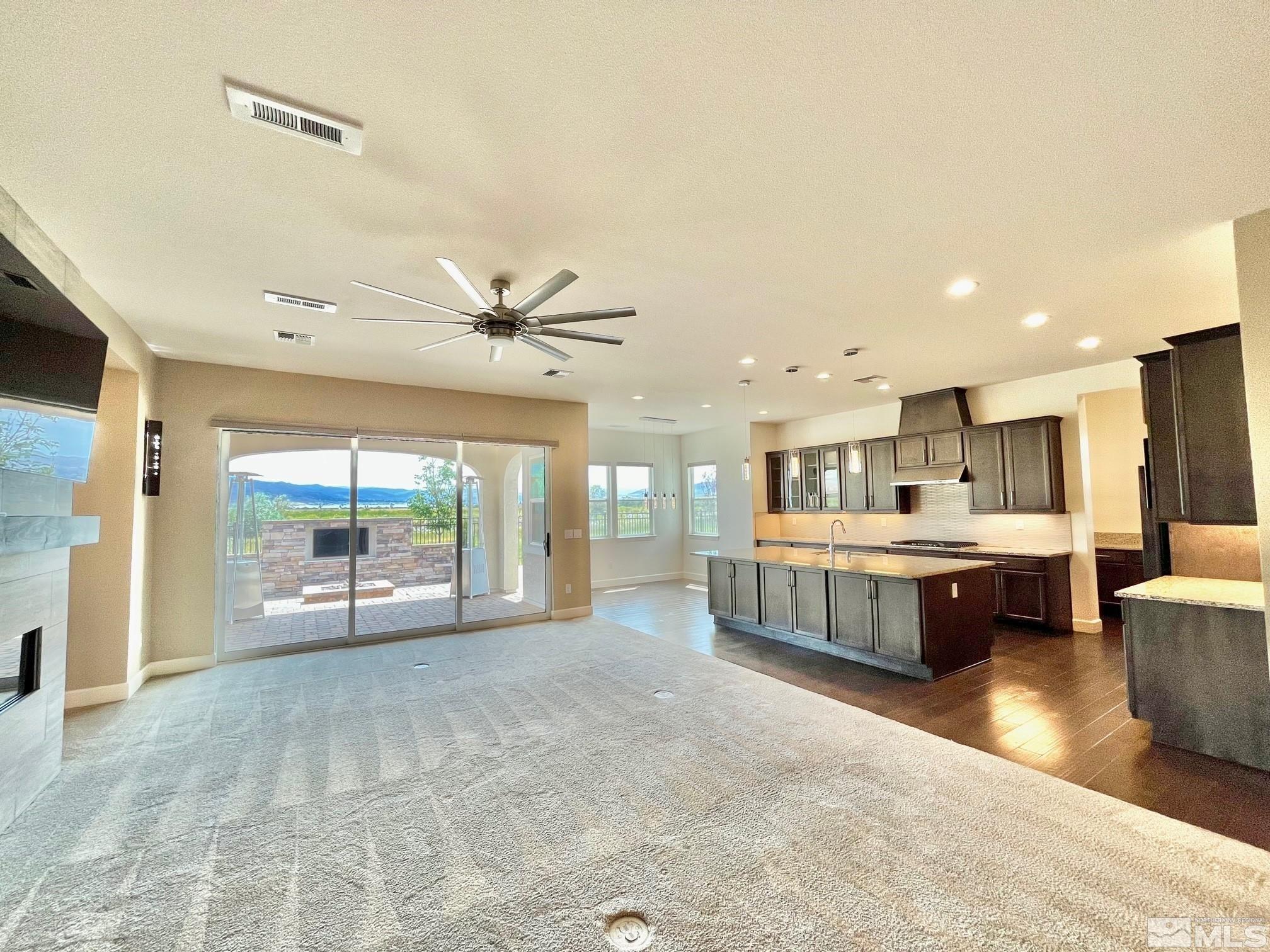 9768 Silverspar Street Reno, NV 89521 - Photo 9 of 40 Photo 9