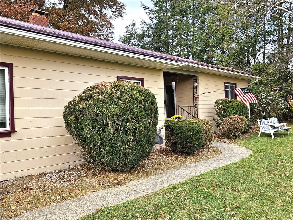 894 Marion Road Indiana, PA 15701 - Photo 3 of 37 Gallery Image 3