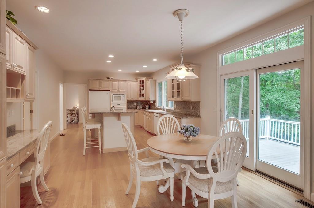38 Battle Flagg Road Bedford, MA 01730 - Photo 8 of 42 Gallery Image 8