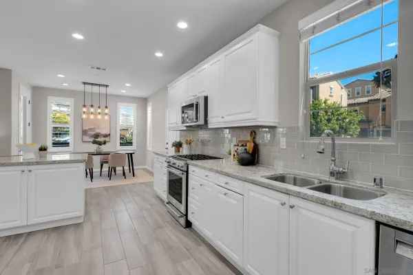 $1,049,000 | 16316 Veridian Circle, San Diego, CA 92127