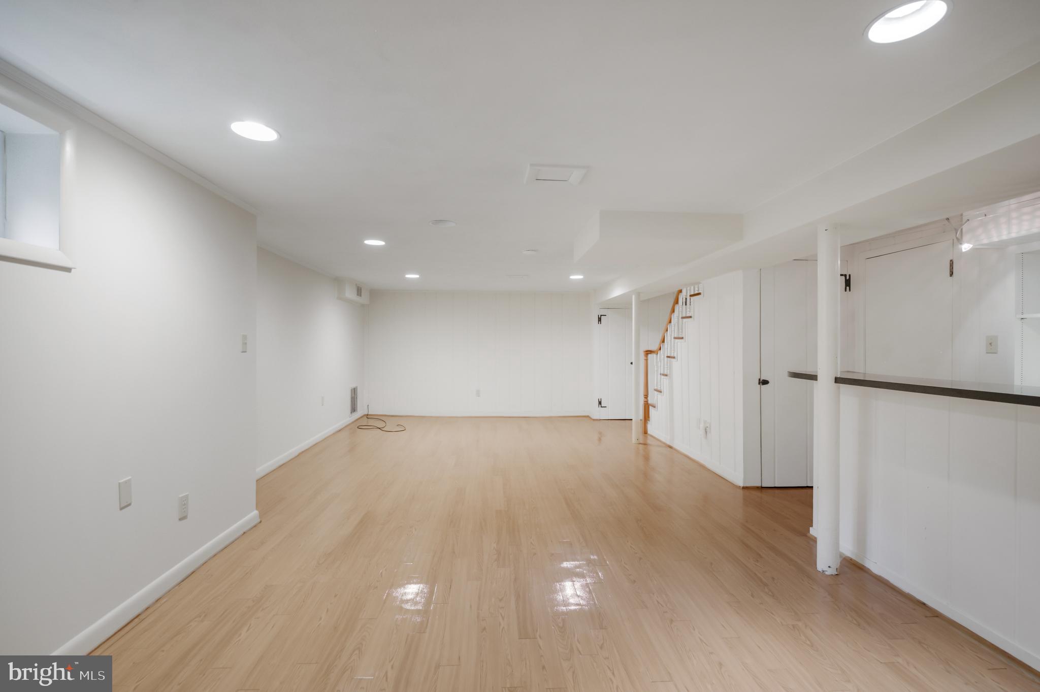 3111 North Thomas Street Arlington, VA 22207 - Photo 29 of 40 a view of an empty room