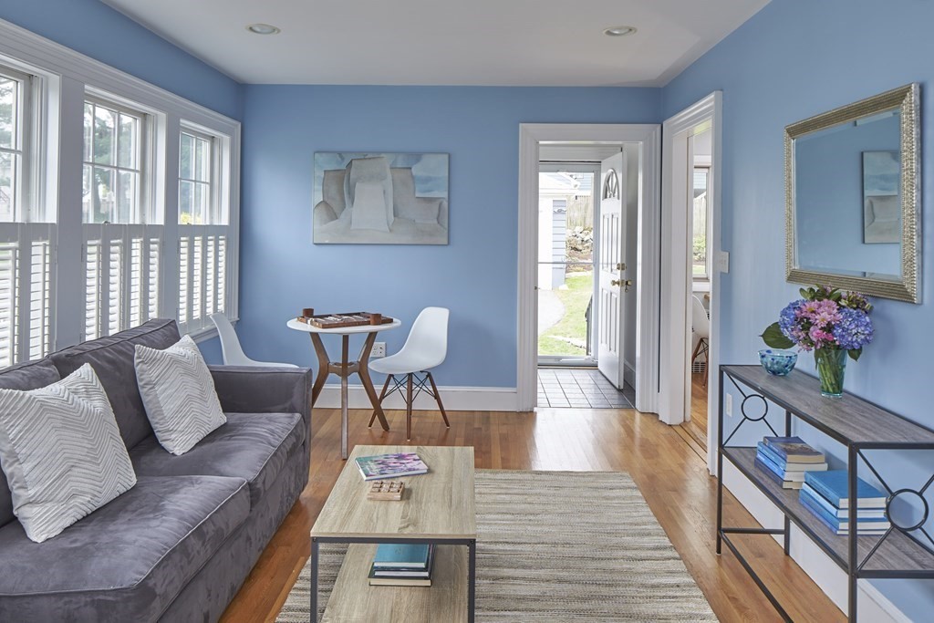 77 Hillcrest Road Belmont, MA 02478 - Photo 6 of 23 Gallery Image 6