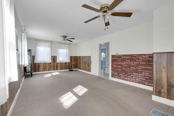 138 Flat Road Bethel, ME 04217 - Photo 7 of 44 133875934119503301_QbS5