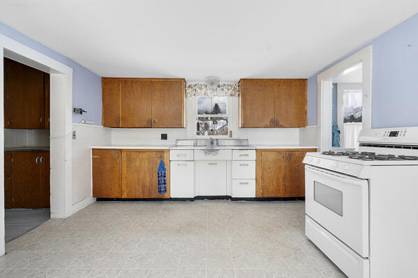 138 Flat Road Bethel, ME 04217 - Photo 9 of 44 133875934121287457_NdqT