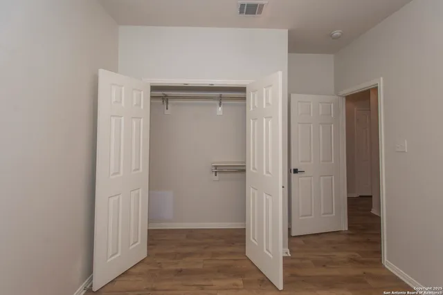 $1,950 | 137 Conway Castle Drive, New Braunfels, TX 78130