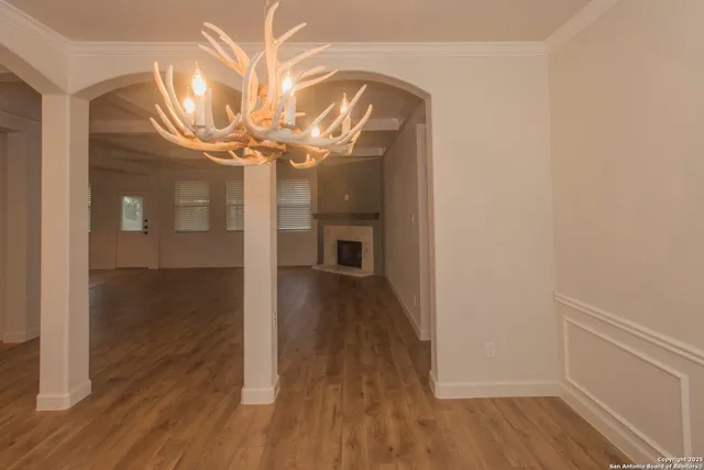 $1,950 | 137 Conway Castle Drive, New Braunfels, TX 78130