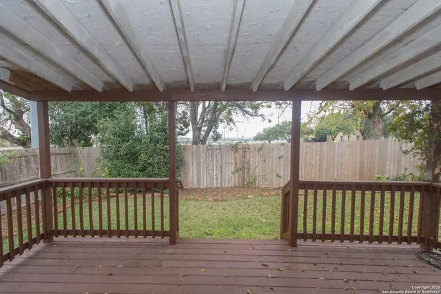 $1,950 | 137 Conway Castle Drive, New Braunfels, TX 78130