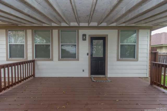 $1,950 | 137 Conway Castle Drive, New Braunfels, TX 78130