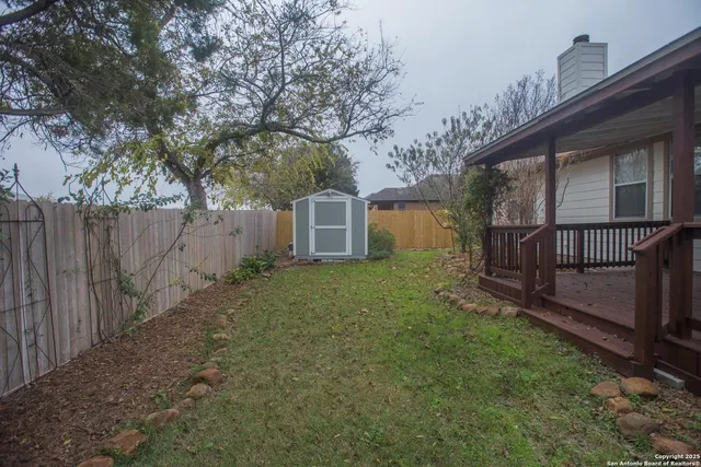 $1,950 | 137 Conway Castle Drive, New Braunfels, TX 78130