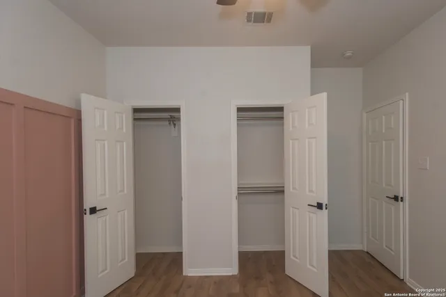 $1,950 | 137 Conway Castle Drive, New Braunfels, TX 78130