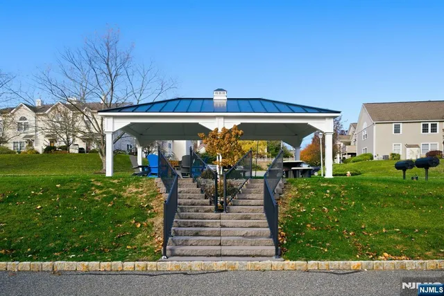 a view of a bird bath