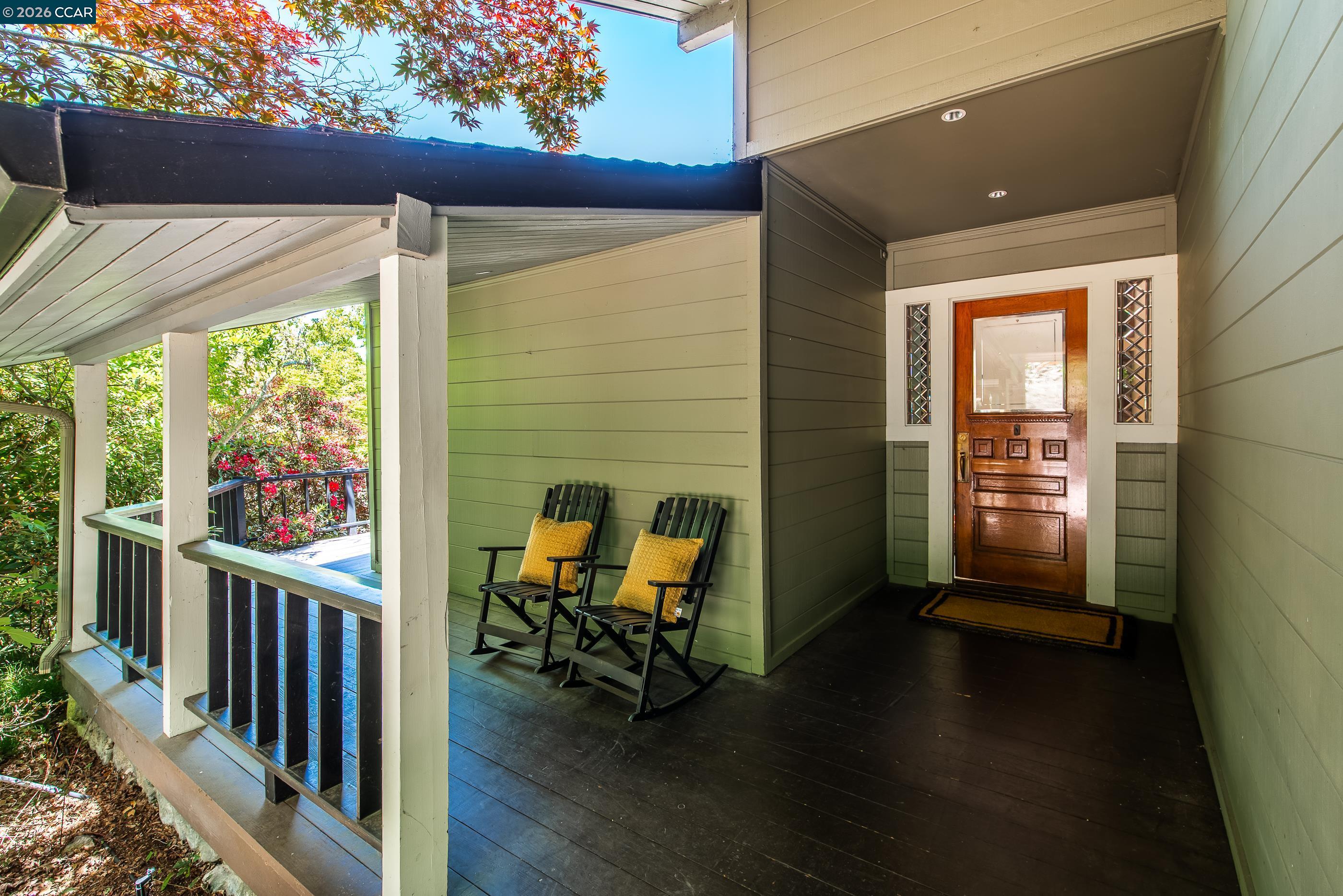 820 Mariposa Road Lafayette, CA 94549 - Photo 2 of 37