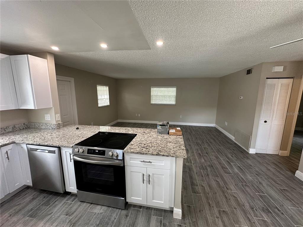 643 David Street Winter Springs, FL 32708 - Photo 7 of 24