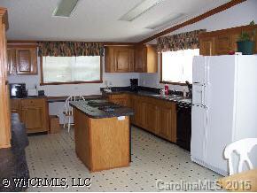 60 Cassada Road Marshall, NC 28753 - Photo 3 of 6 Gallery Image 3