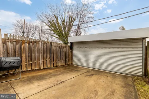 $850,000 | 2907 7th Street Northeast, Washington, DC 20017