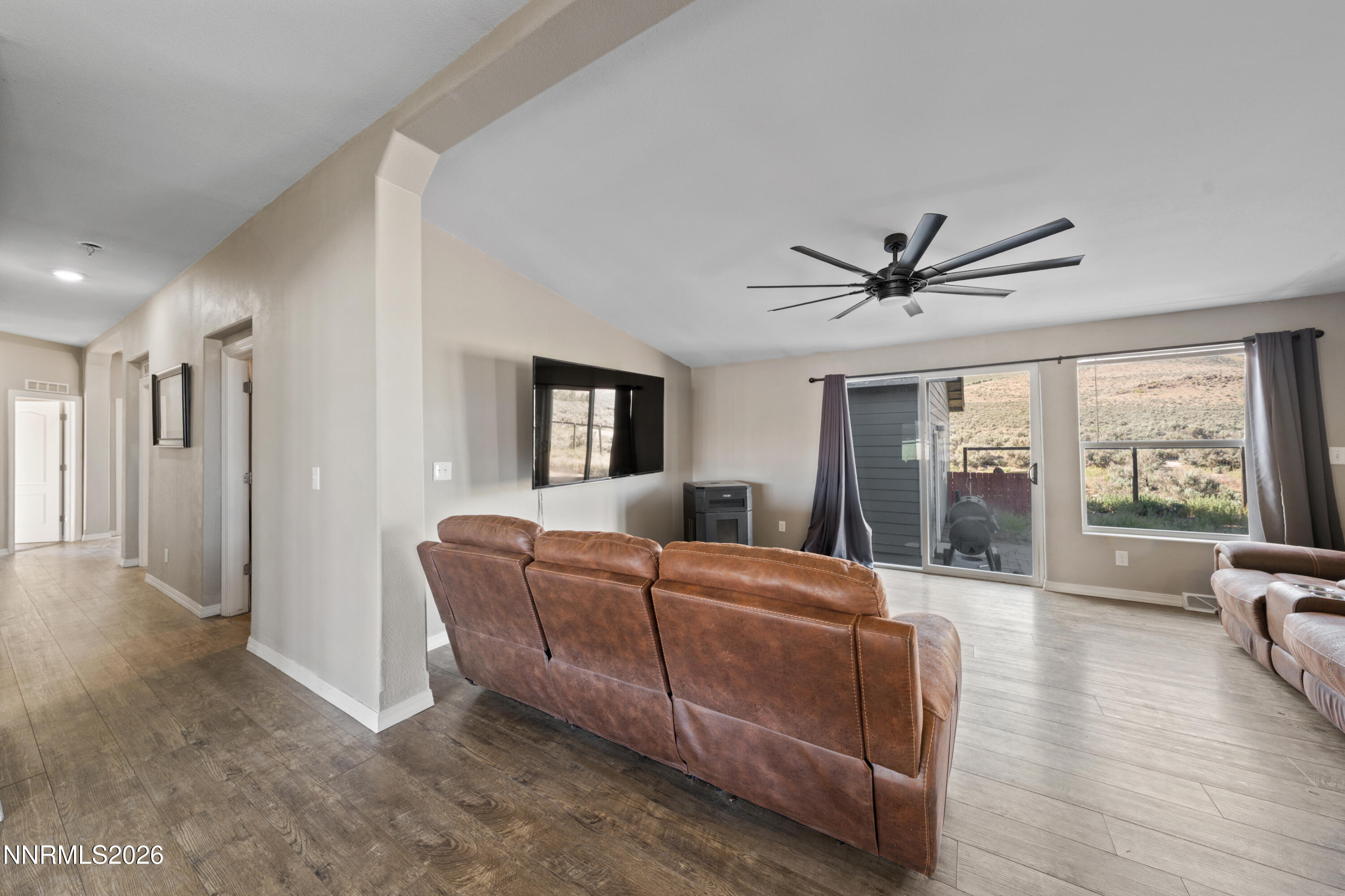 16105 Frontier Road Reno, NV 89508 - Photo 13 of 66 A7V04322