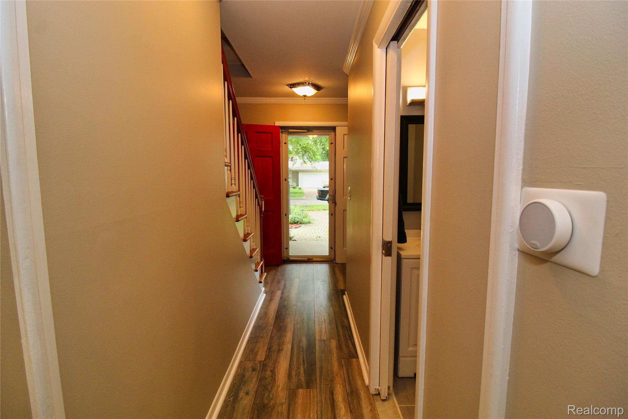 32464 Woody Road Fraser, MI 48026 - Photo 12 of 43 32464+Woody+Fraser-11-original-Entryway.jpeg