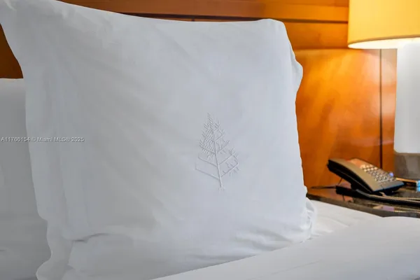 $16,500 | 1435 Brickell Avenue, Unit 3607, Miami, FL 33131