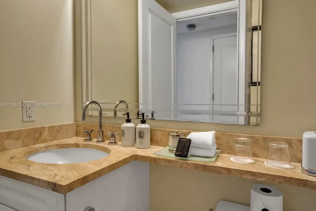 $16,500 | 1435 Brickell Avenue, Unit 3607, Miami, FL 33131