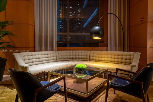 $16,500 | 1435 Brickell Avenue, Unit 3607, Miami, FL 33131