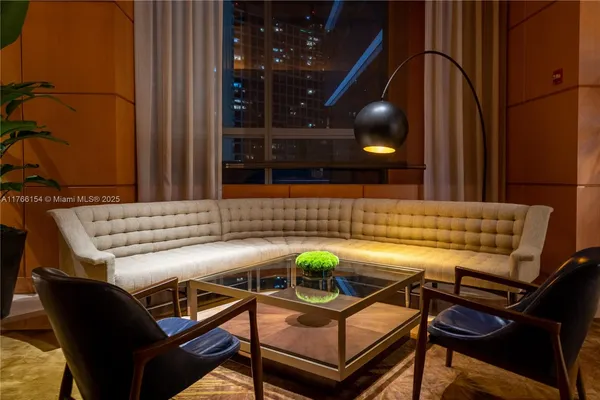 $16,500 | 1435 Brickell Avenue, Unit 3607, Miami, FL 33131