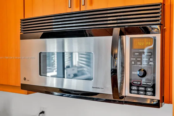 $16,500 | 1435 Brickell Avenue, Unit 3607, Miami, FL 33131