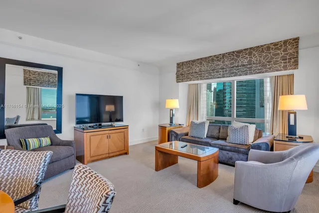 $16,500 | 1435 Brickell Avenue, Unit 3607, Miami, FL 33131