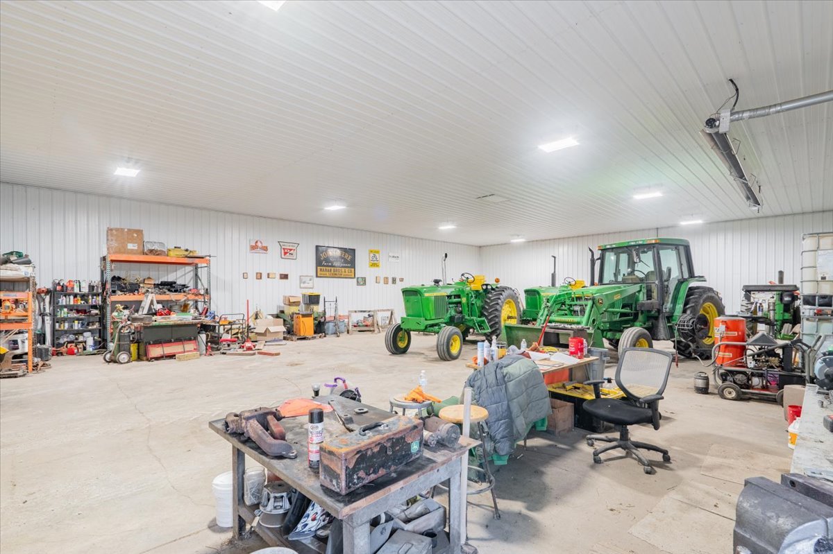 21389 North 2875 East Road Lexington, IL 61753 - Photo 9 of 44 Gallery Image 9