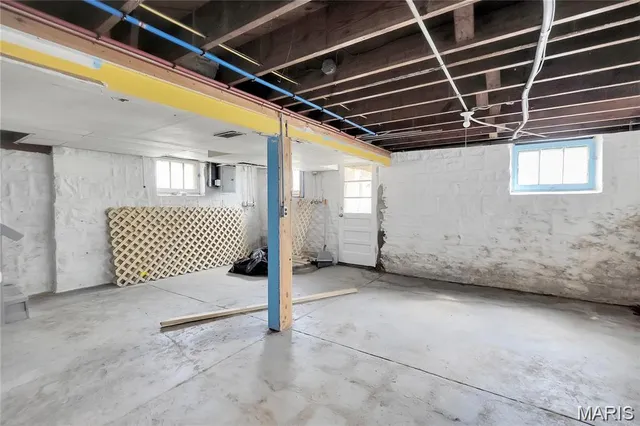 $67,500 | 4556 Carter Avenue, St. Louis, MO 63115