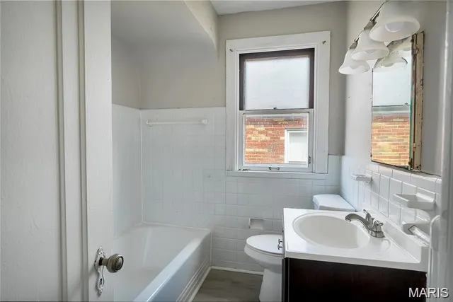 $67,500 | 4556 Carter Avenue, St. Louis, MO 63115