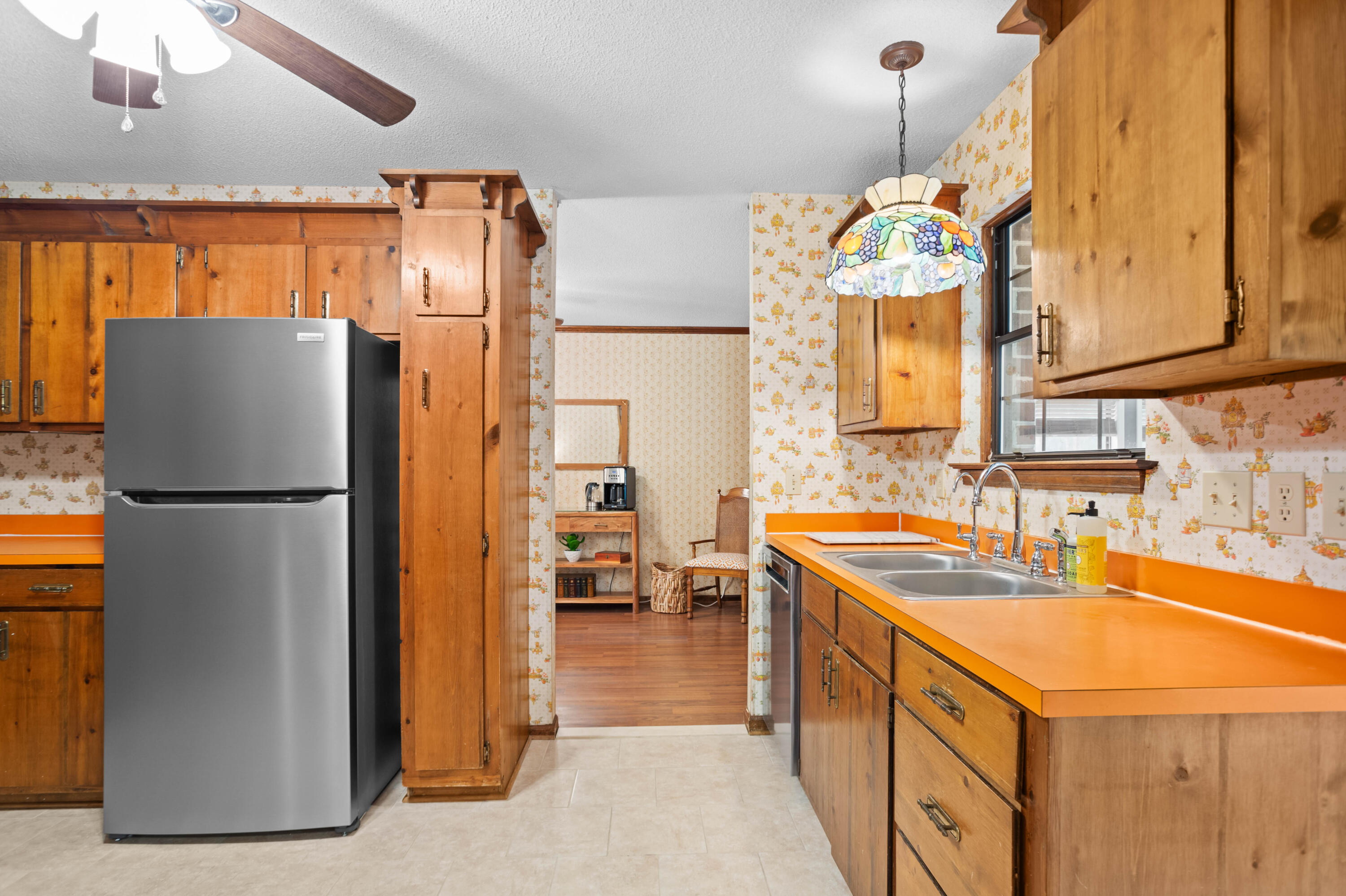 708 East Butternut Road Summerville, SC 29483 - Photo 13 of 31 708-E-Butternut-Road-15