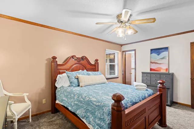 $2,900 | 708 East Butternut Road, Summerville, SC 29483