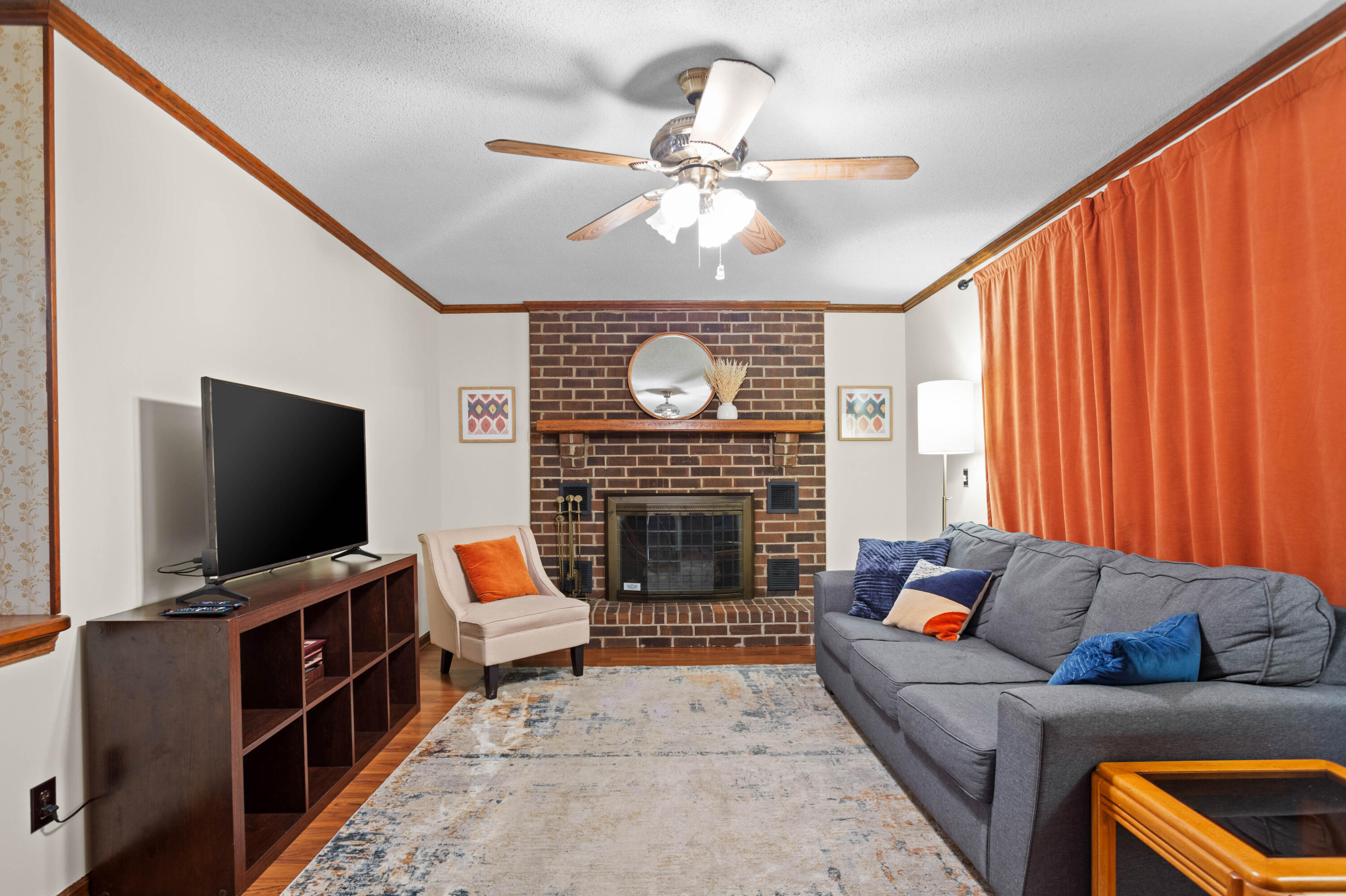 708 East Butternut Road Summerville, SC 29483 - Photo 5 of 31 708-E-Butternut-Road-7