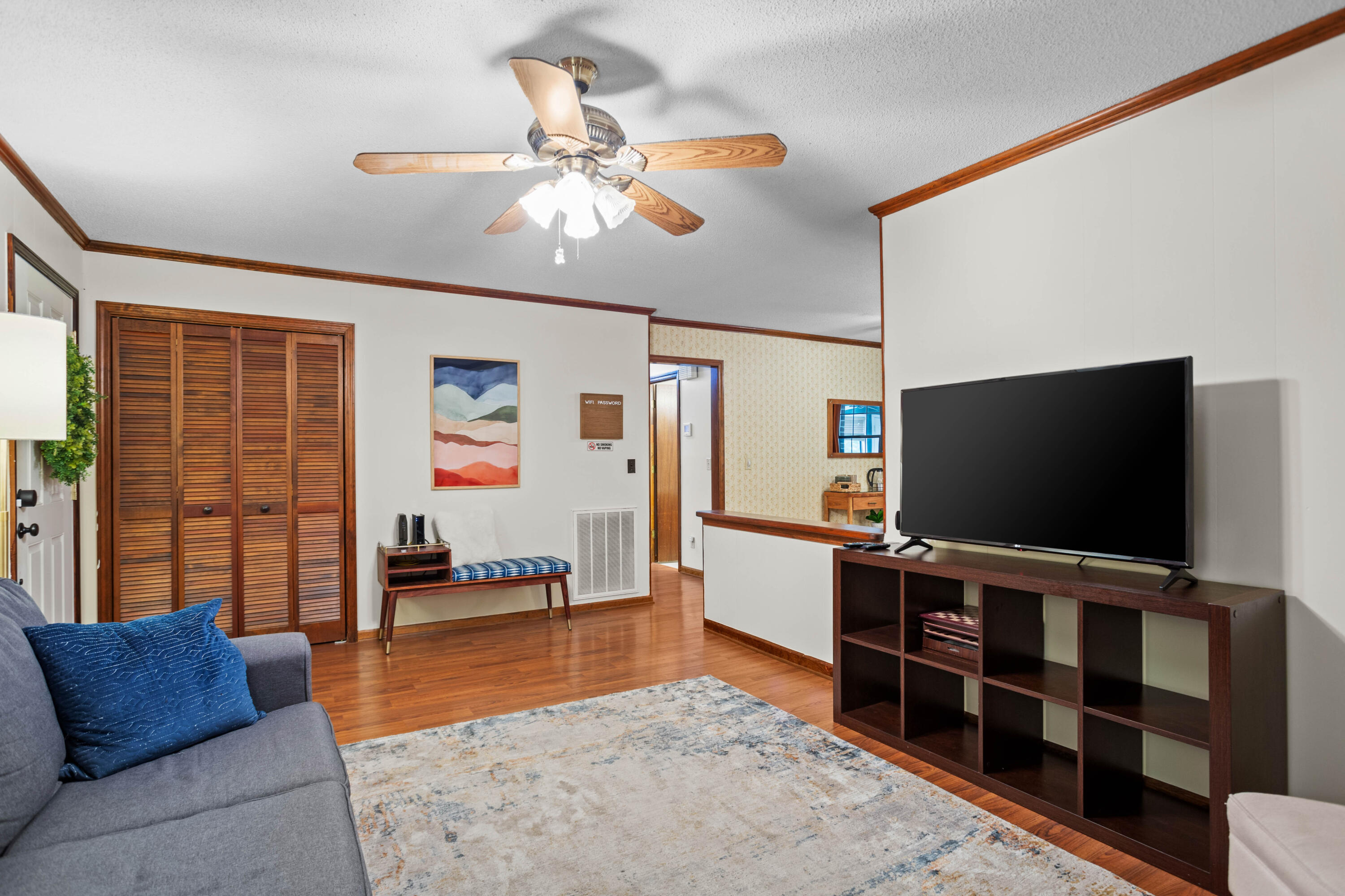 708 East Butternut Road Summerville, SC 29483 - Photo 6 of 31 708-E-Butternut-Road-8