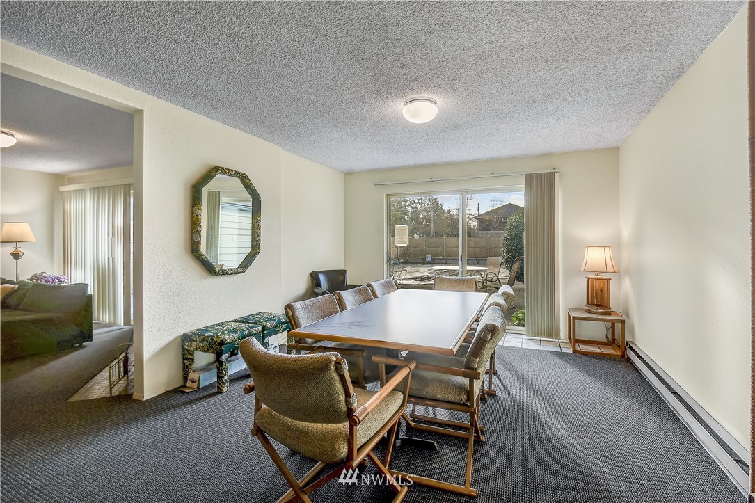 2222 Northeast 92nd Street, Unit 210 Seattle, WA 98115 - Photo 14 of 16