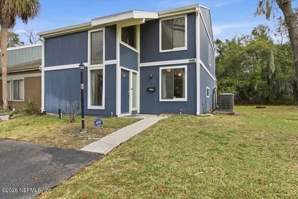 $160,000 | 6197 Lake Lugano Drive, Unit 6197, Jacksonville, FL 32256