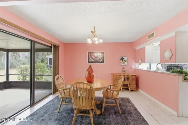 $160,000 | 6197 Lake Lugano Drive, Unit 6197, Jacksonville, FL 32256