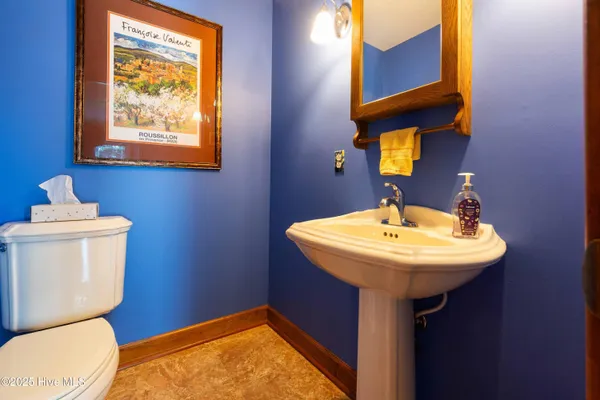 $585,000 | 804 Murphy Farm Road, Merritt, NC 28556