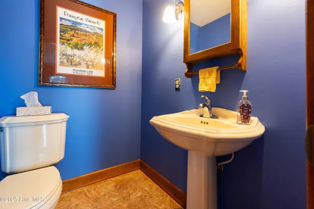 $599,000 | 804 Murphy Farm Road, Merritt, NC 28556