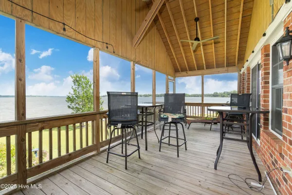 $585,000 | 804 Murphy Farm Road, Merritt, NC 28556