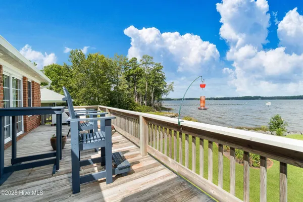 $585,000 | 804 Murphy Farm Road, Merritt, NC 28556